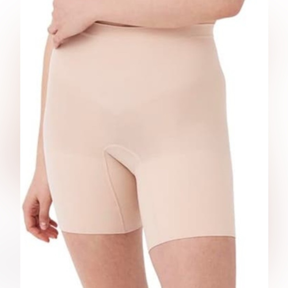 Spanx body shaper shorts size L